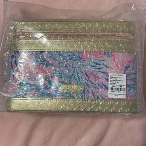 Lilly Pulitzer GWP makeup bag / brushes